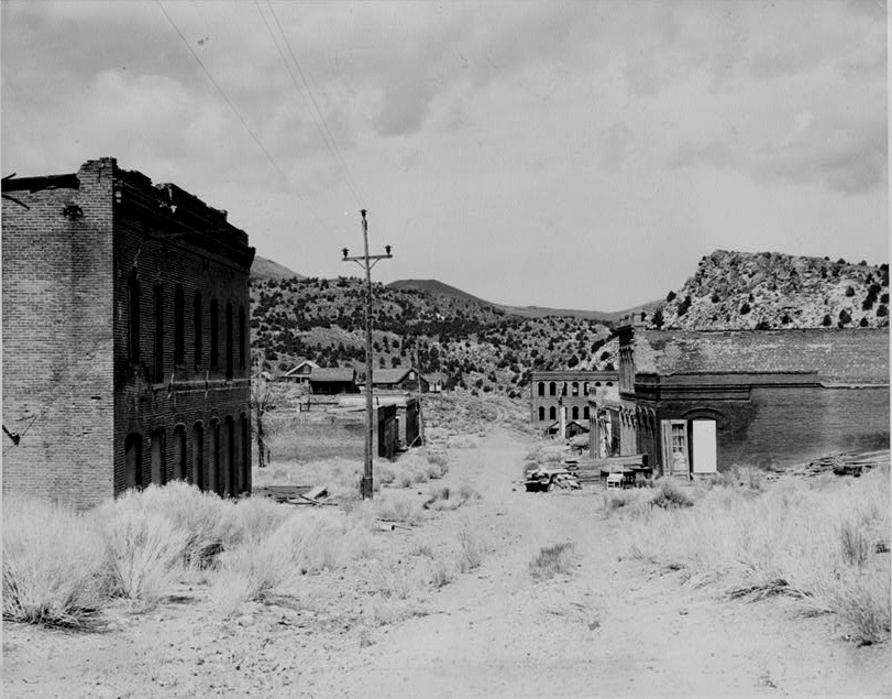 Aurora, CA photograph from the 1930's